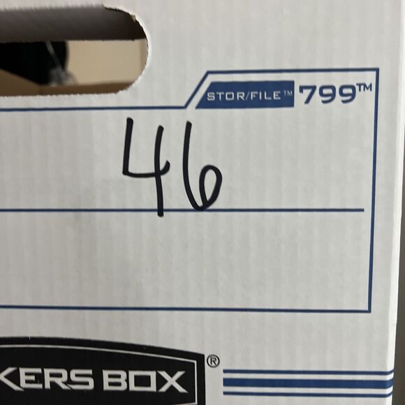 Old Navy The Slim Shirt Medium Black Button Up Collar Office Career Minimalist - Picture 8 of 8